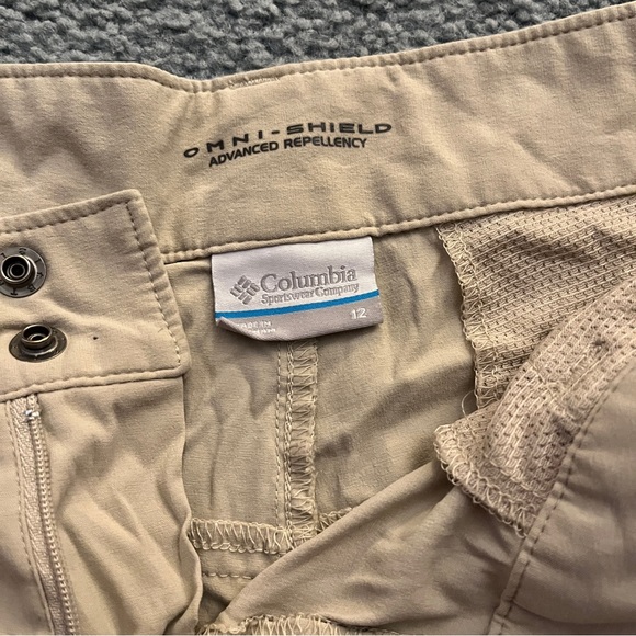 Columbia shorts tan - Picture 2 of 3